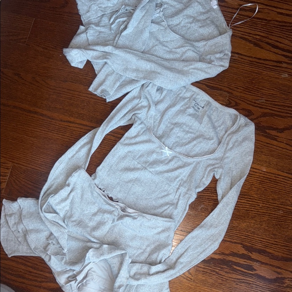 Urban Outfitters Light Gray Lace Trim Top 3 pieces